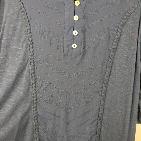 Democracy women's navy blue pullover blouse, size PM - Picture 5 of 12